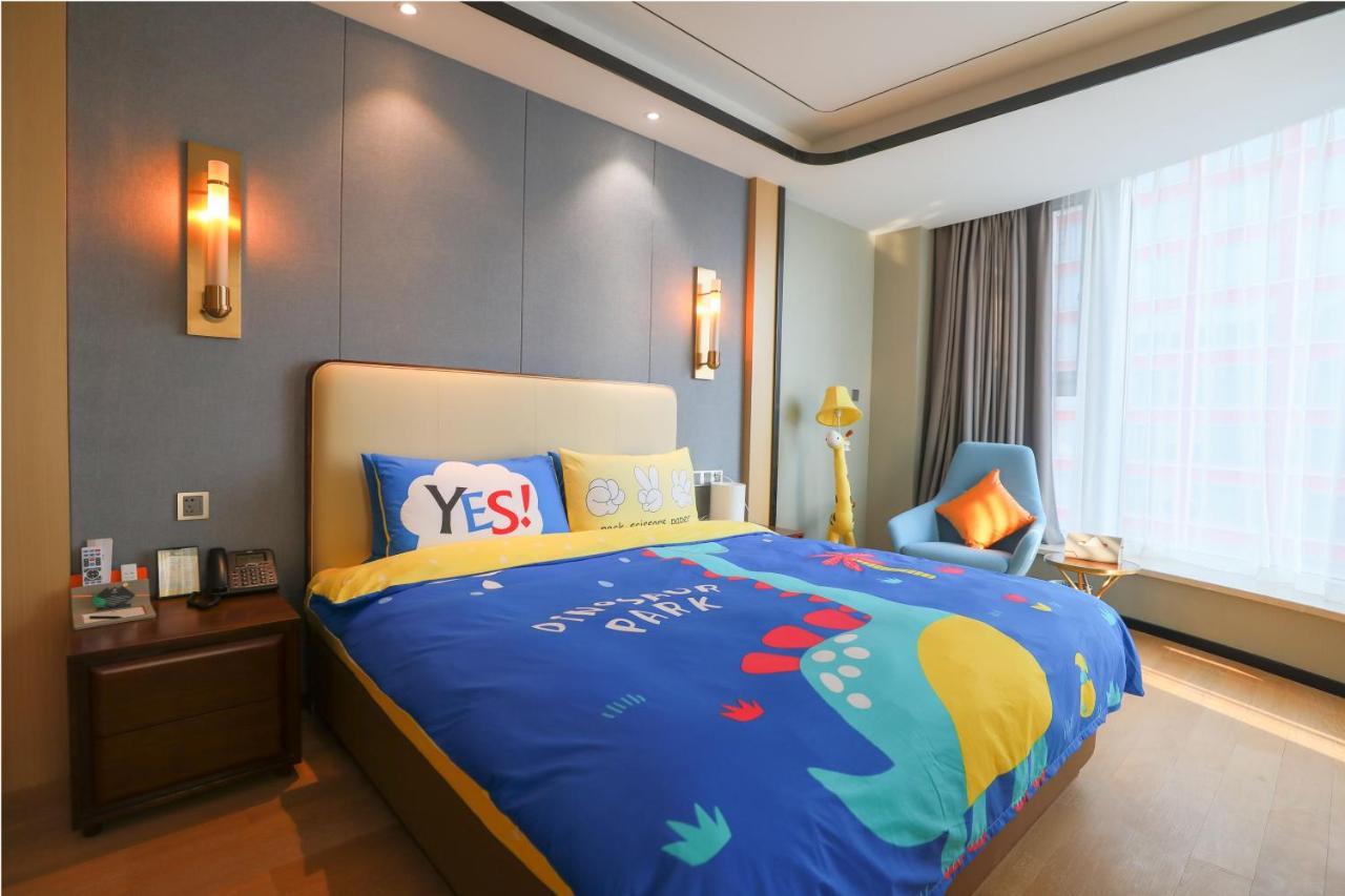 Jinling Funhome Hotel Nanjing Jiulong Lake - Nanjing South Railway Station Eksteriør billede
