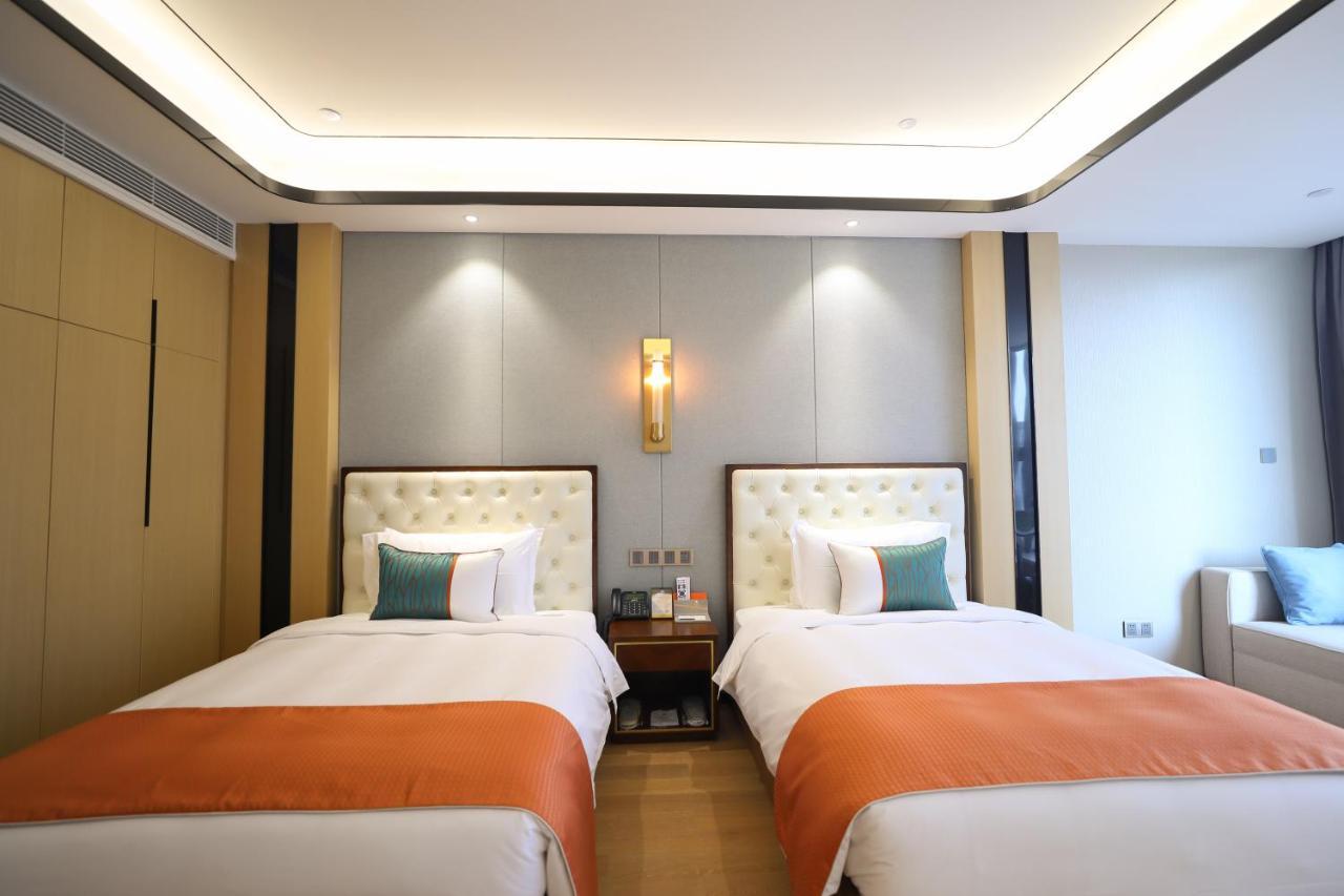 Jinling Funhome Hotel Nanjing Jiulong Lake - Nanjing South Railway Station Eksteriør billede